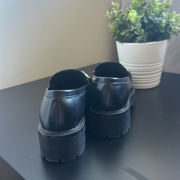 H&M Chunky Heeled Loafers - Picture 4 of 11